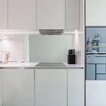 Full Of Light & Spacious 2Br Residence, 9 Elms