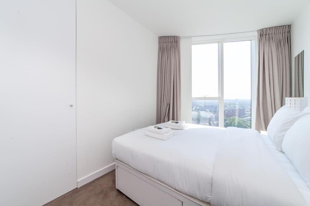 Full Of Light & Spacious 2br Residence, 9 Elms Apartment *