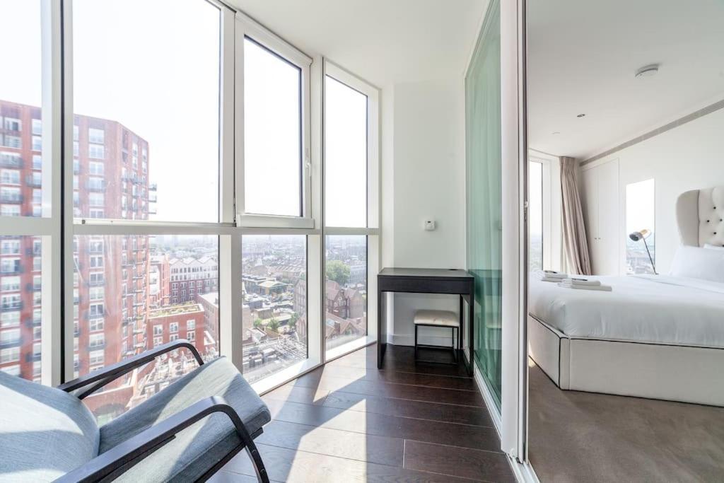 Full Of Light & Spacious 2br Residence, 9 Elms Apartment *